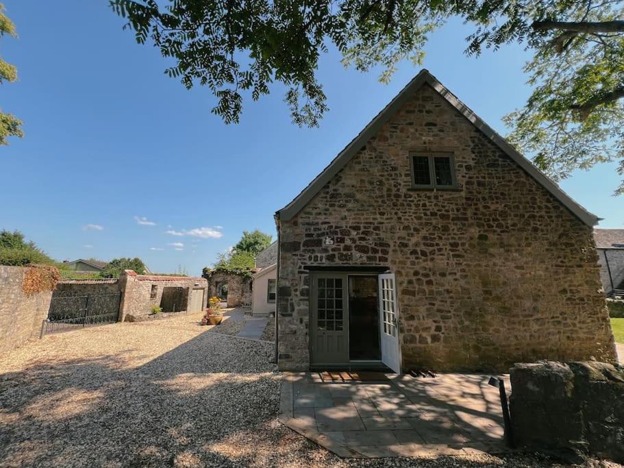 The Gatehouse At Mathern Palace Chepstow Extérieur photo