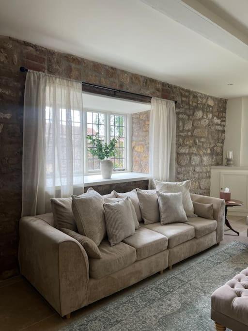 The Gatehouse At Mathern Palace Chepstow Extérieur photo